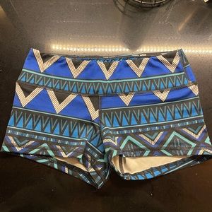 Blue tribes fleo shorts size small